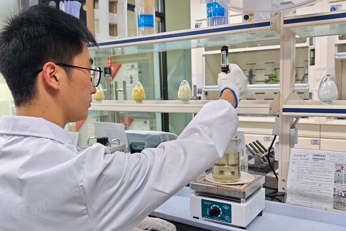 研发-15.jpg 研发-15.jpg